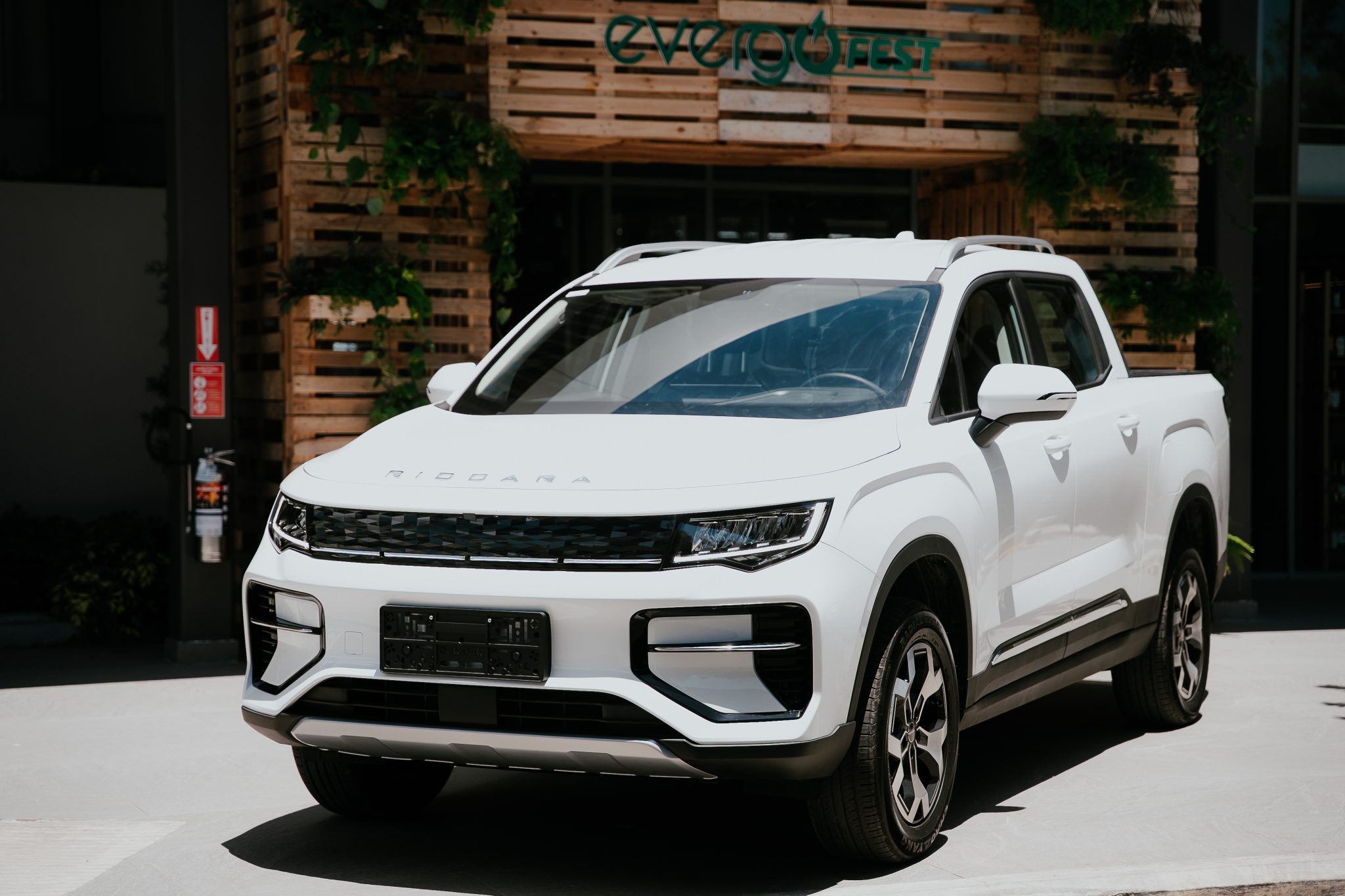 Riddara refuerza su liderazgo en movilidad eléctrica con la entrega de ...